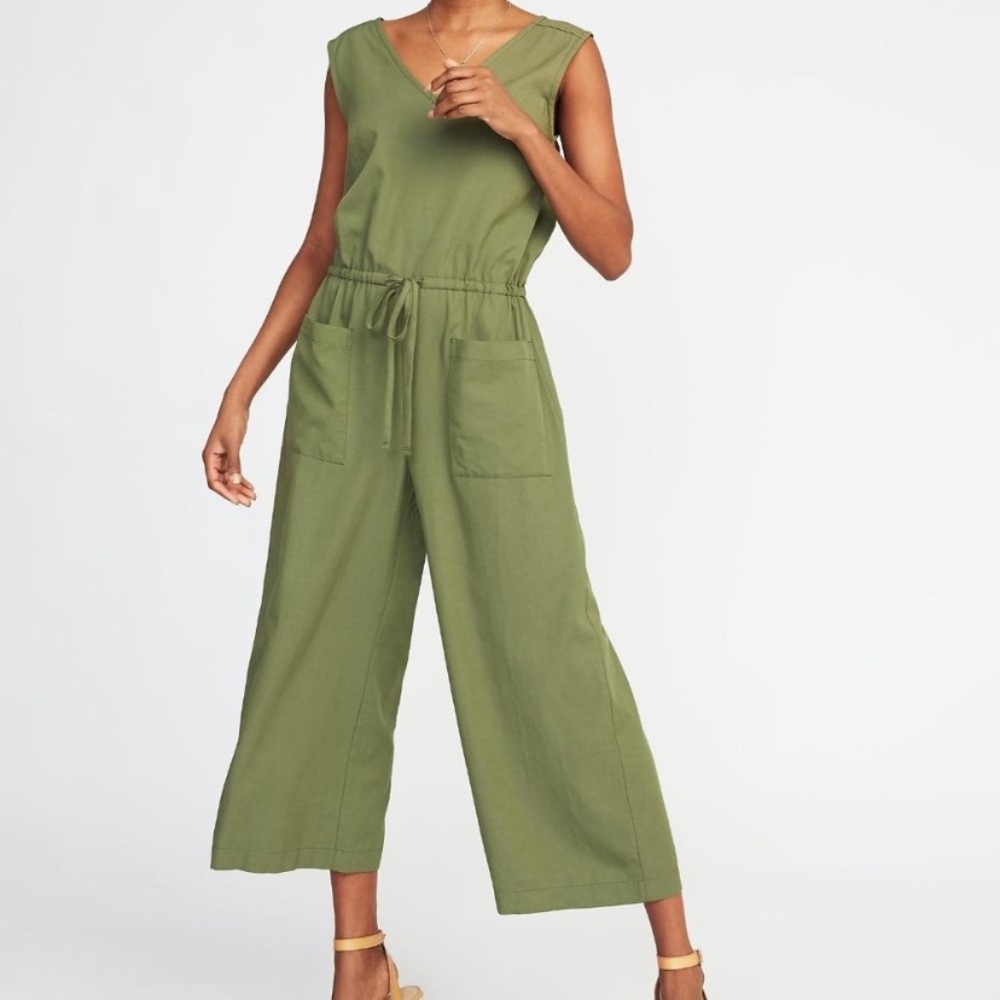 Green / Olive Color Old Navy Jumpsuit Romper